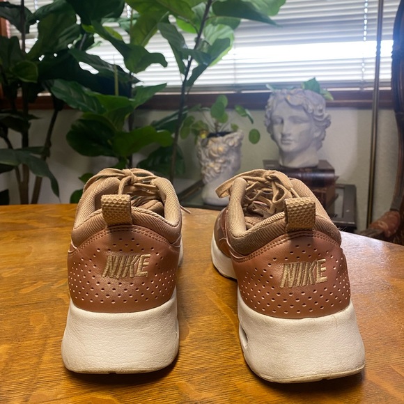 Nike | Bronze Rose Gold Pink Air Max Sneakers - Picture 8 of 8